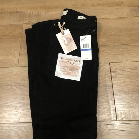 Jessica Simpson Flawless Flex Skinny Jeans - Picture 4 of 4